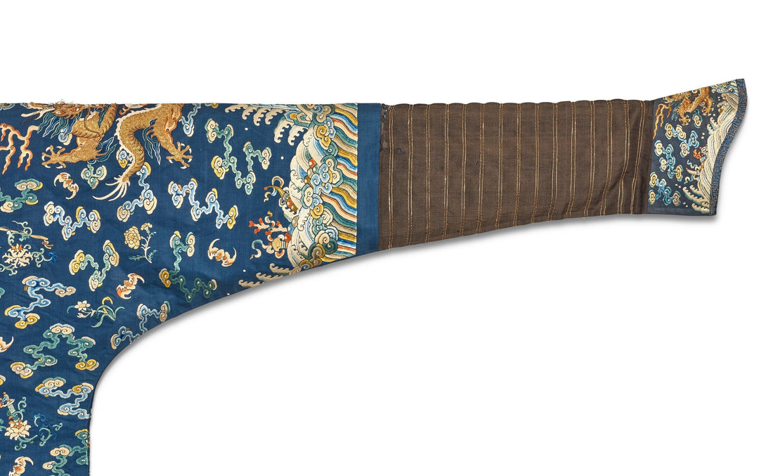 Horsehoof Sleeve of Qing Dynasty Attire