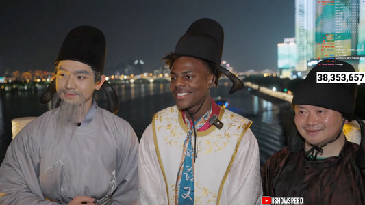 @IShowSpeed in Traditional Chinese Clothing
