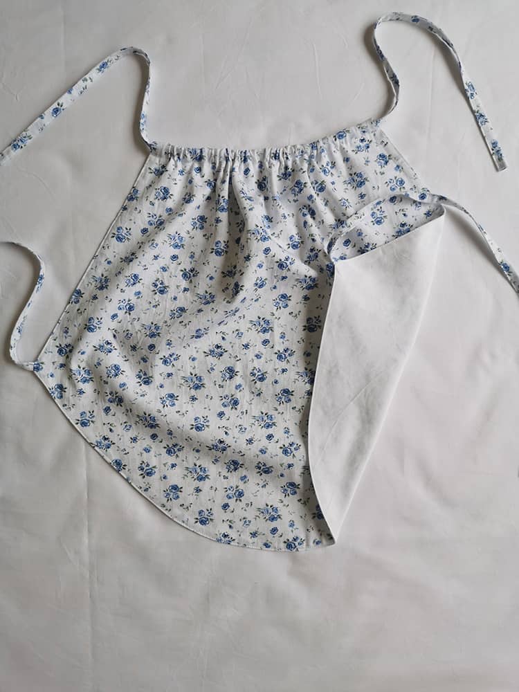 Blue Ancient Chinese Underwear Dudou with Floral Patterns
