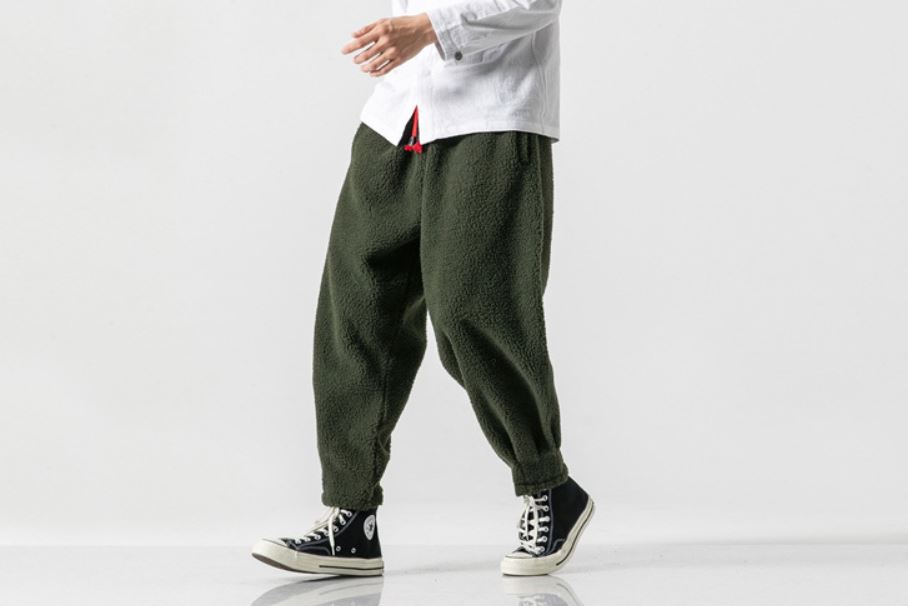 Man Wearing Army Green Lambswool Warm Thick Pants in Winter for both Men and Women