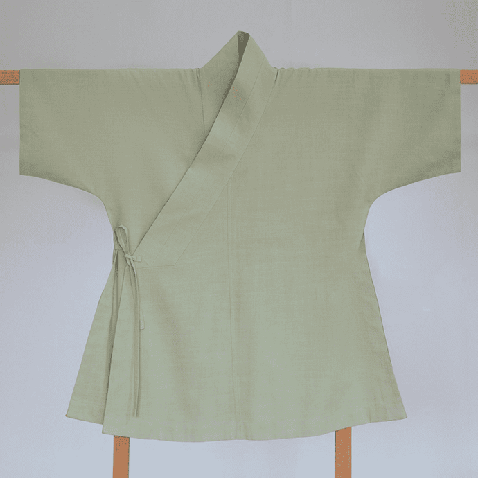 Pea Green Hanfu Shirt with Short Sleeves