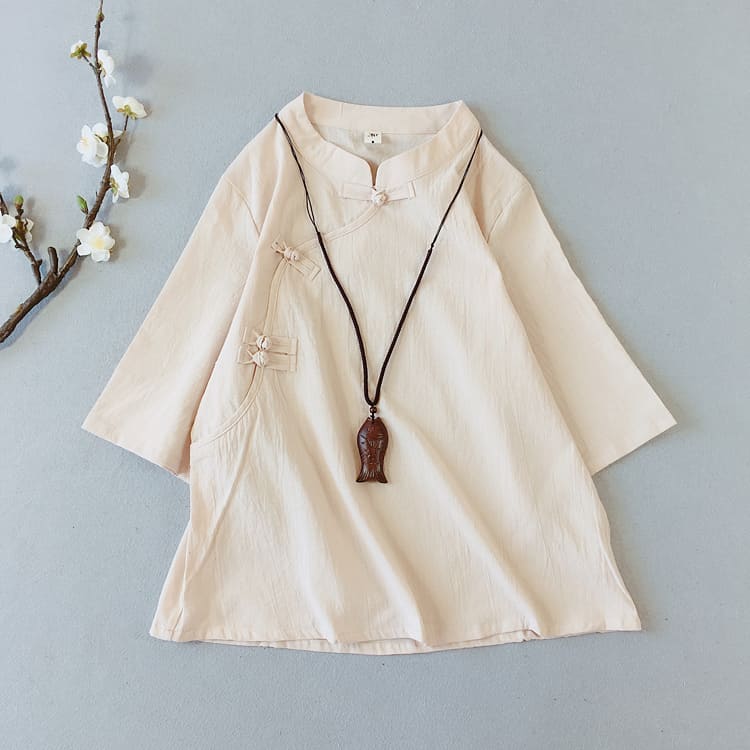 Beige qipao blouse with short sleeves