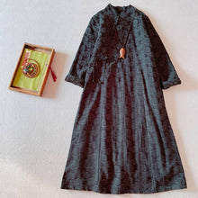 Load image into Gallery viewer, Indigo blue velvet padded qipao/cheongsam dress
