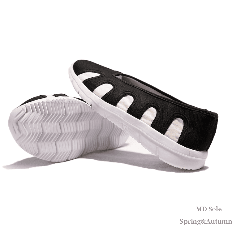 wudang taoist shoes with white md soles wearing in spring and autumn