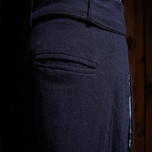 Load image into Gallery viewer, back pocket of blue bruce lee style pants
